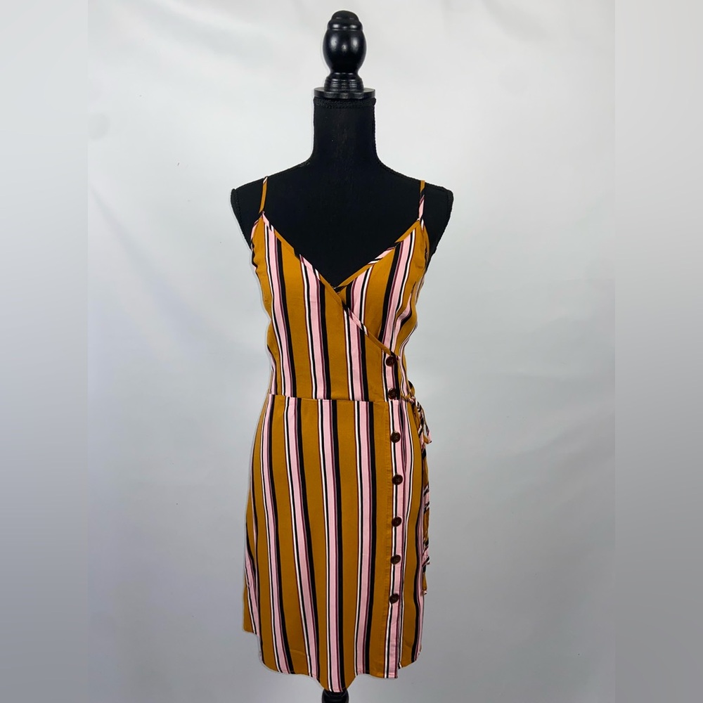 Dress Large Striped Spaghetti Straps Xhilaration V-neck